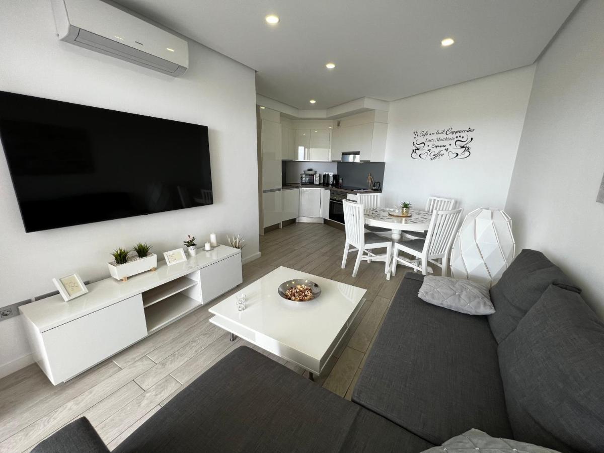 Ocean Garden Sunset Apartment - Heated Swimming Pool Free Wifi 阿德耶 外观 照片