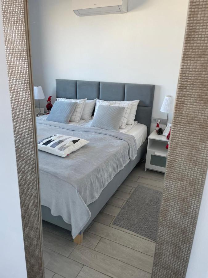 Ocean Garden Sunset Apartment - Heated Swimming Pool Free Wifi 阿德耶 外观 照片