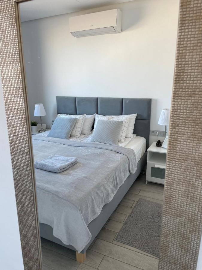 Ocean Garden Sunset Apartment - Heated Swimming Pool Free Wifi 阿德耶 外观 照片
