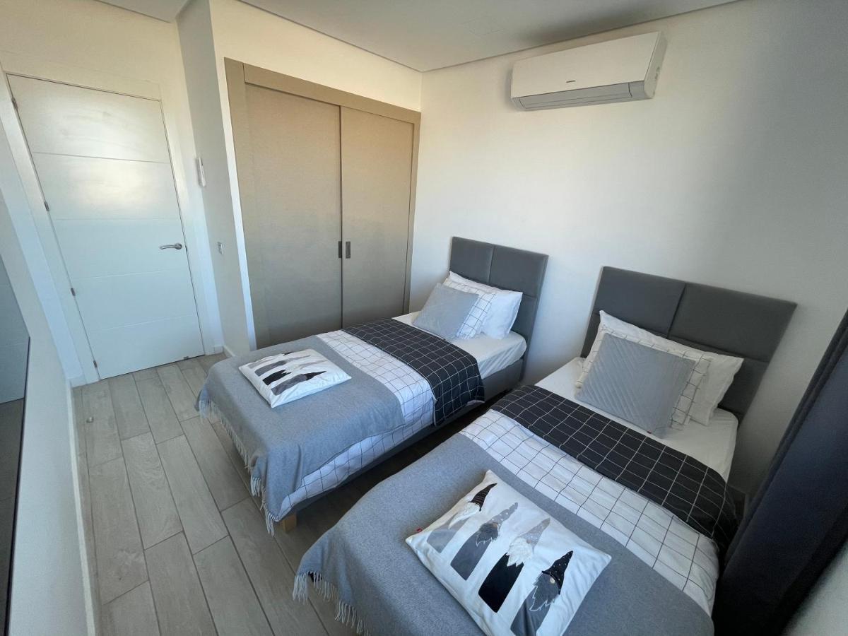Ocean Garden Sunset Apartment - Heated Swimming Pool Free Wifi 阿德耶 外观 照片